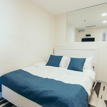 Almog Beach Apartments מגדלי חוף הכרמל חיפה Exterior photo