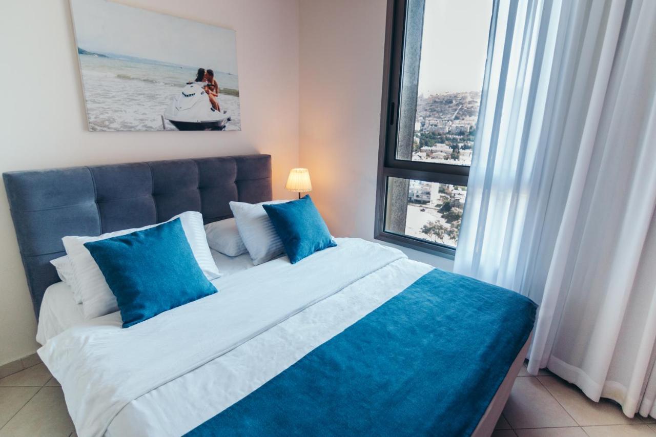 Almog Beach Apartments מגדלי חוף הכרמל חיפה Exterior photo
